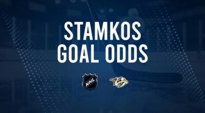 Will Steven Stamkos Score a Goal Against the Blackhawks on January 16?